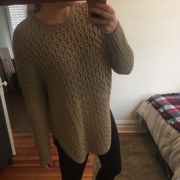 Cable pullover - Picture 2 of 4